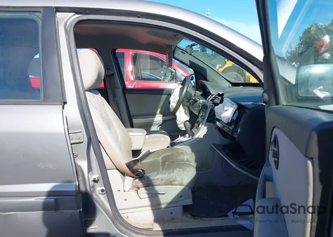 2005 Chevrolet Equinox Ls из США, поврежденный, VIN 2CNDL13F256090695